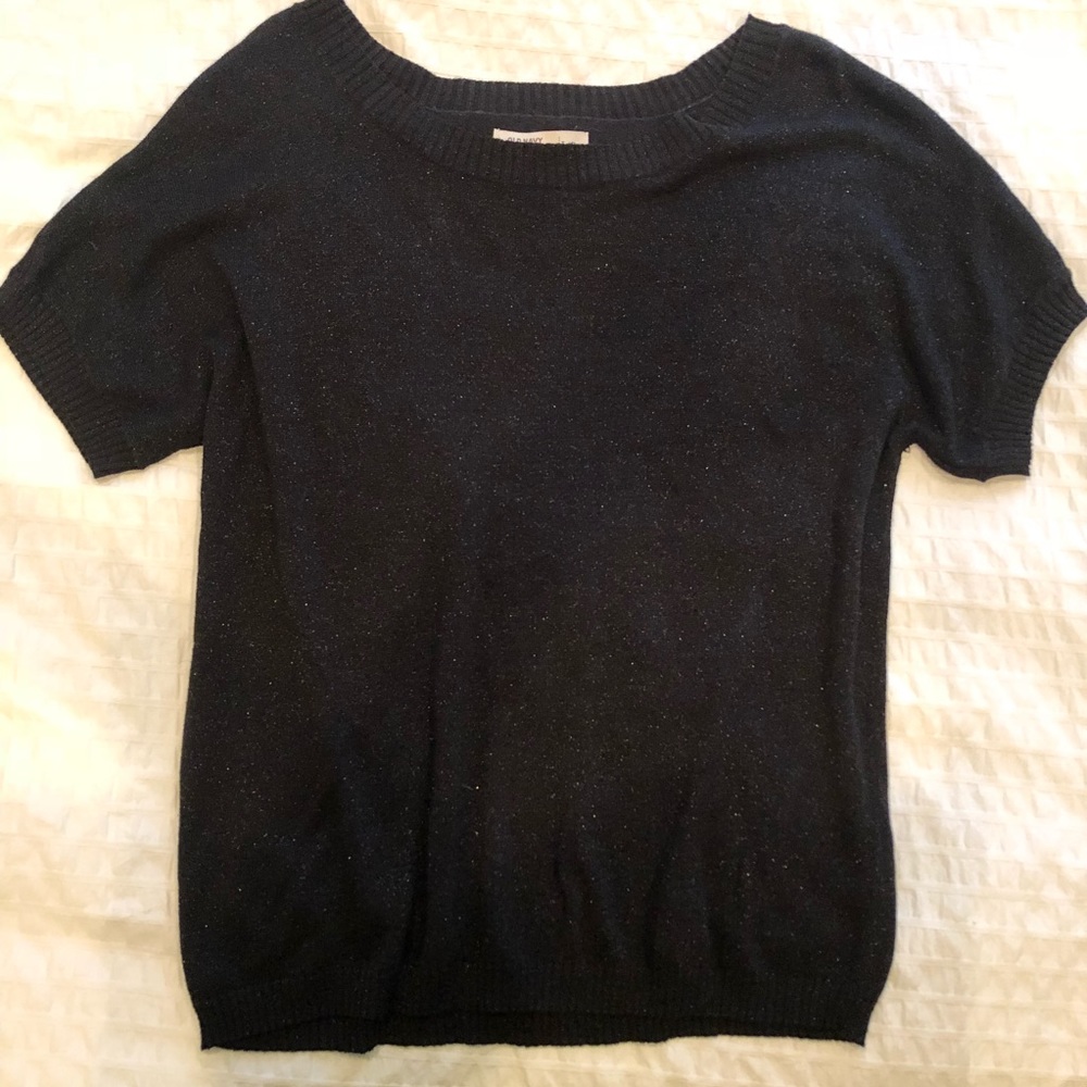 Short sleeve light sweater